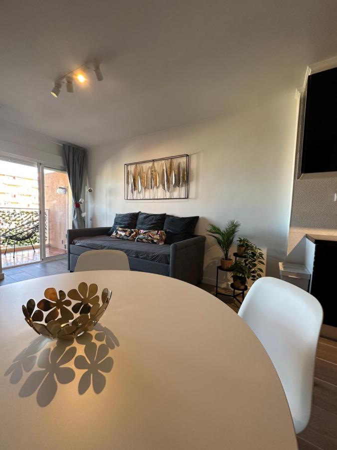 Apt Centrico Con Vistas Y Piscinas Benalmádena Exterior photo
