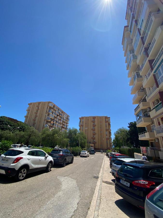 Apt Centrico Con Vistas Y Piscinas Benalmádena Exterior photo